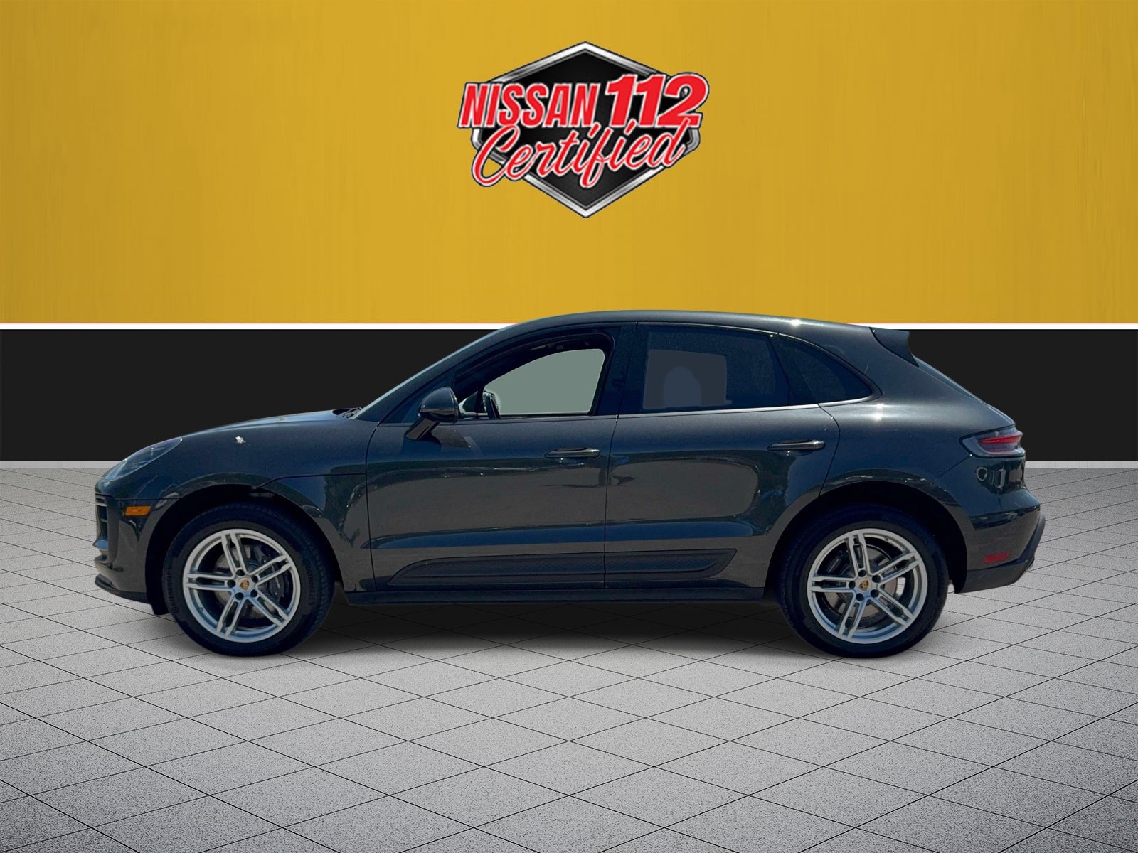 Used 2022 Porsche Macan w/ Premium Package Plus AWD/4WD image 5