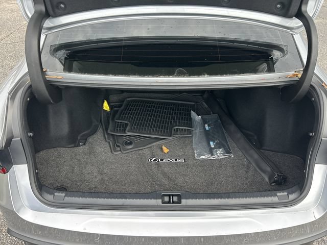 Used 2023 Lexus IS 300 w/ Comfort Package RWD image 29