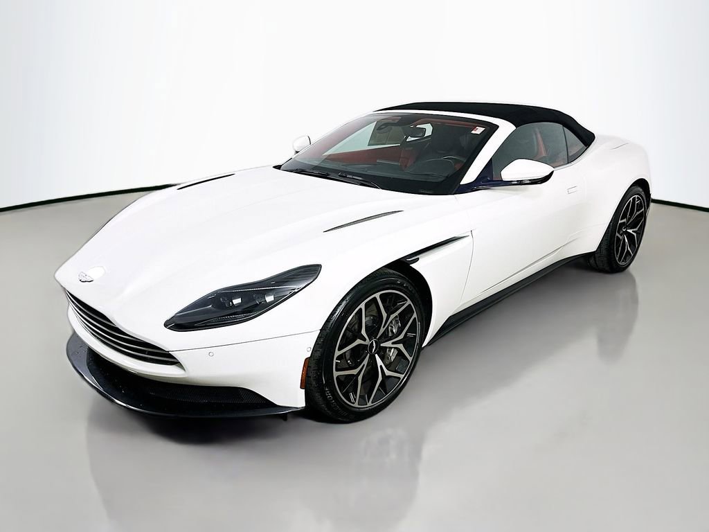 Used 2019 Aston Martin DB11 Volante image 3