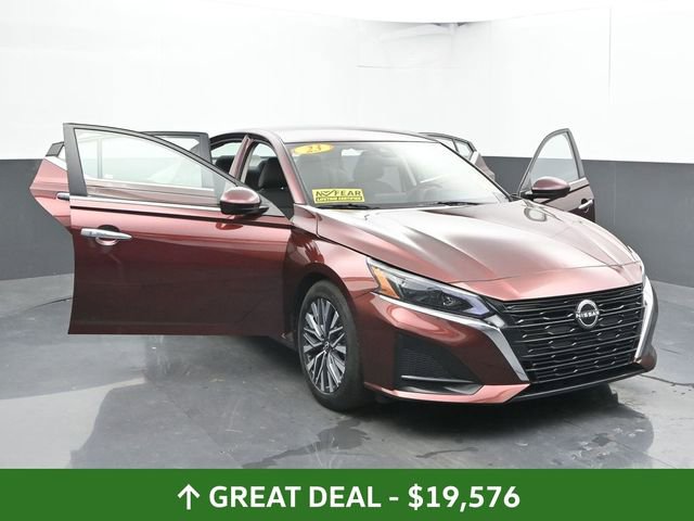 Used 2023 Nissan Altima 2.5 SV FWD image 52