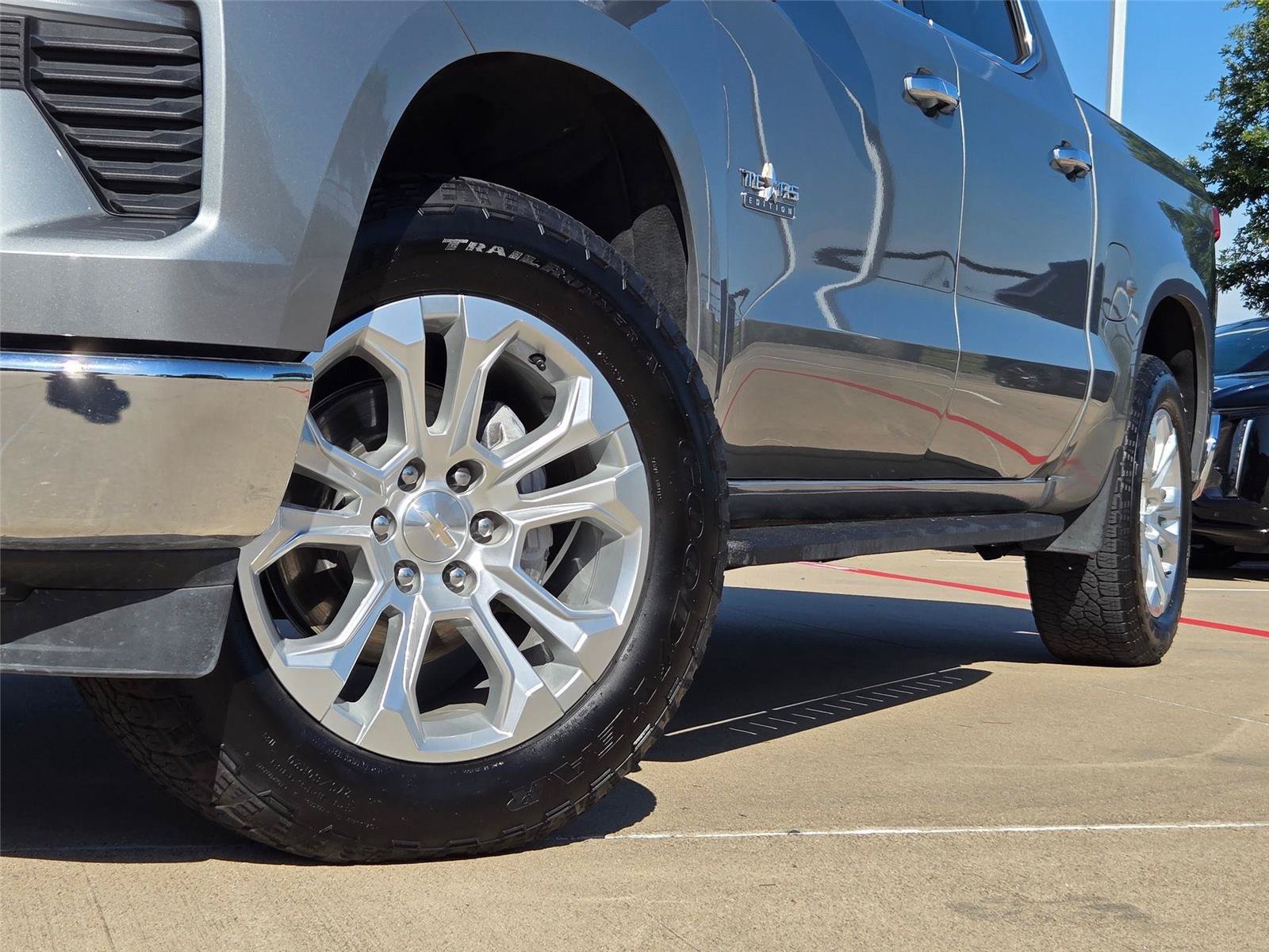 Used 2024 Chevrolet Silverado 1500 LTZ AWD/4WD image 7