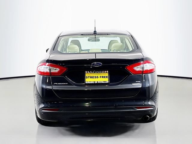 Used 2014 Ford Fusion SE w/ Equipment Group 202A FWD image 7