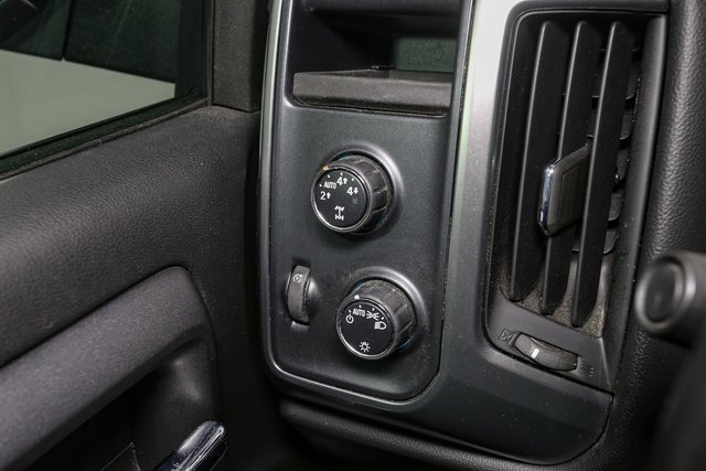 Used 2015 Chevrolet Silverado 1500 LT image 26