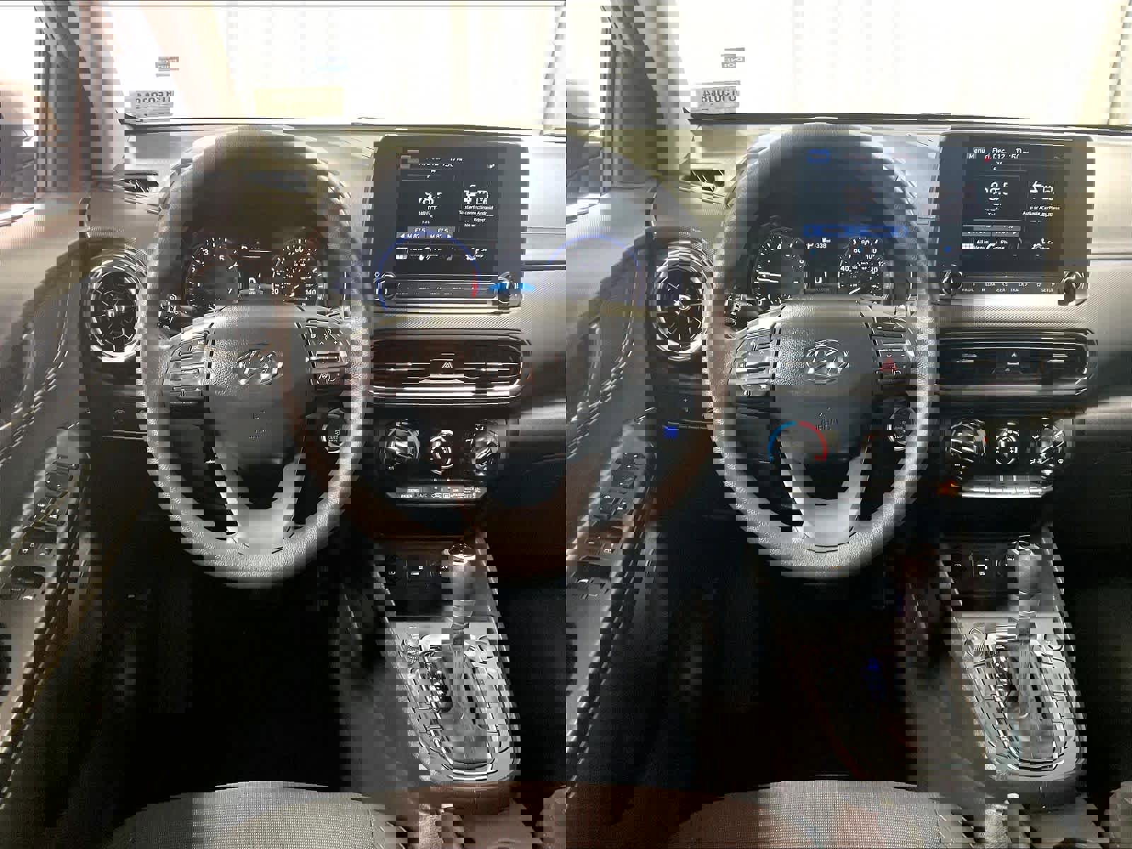 Used 2023 Hyundai Kona SEL image 18