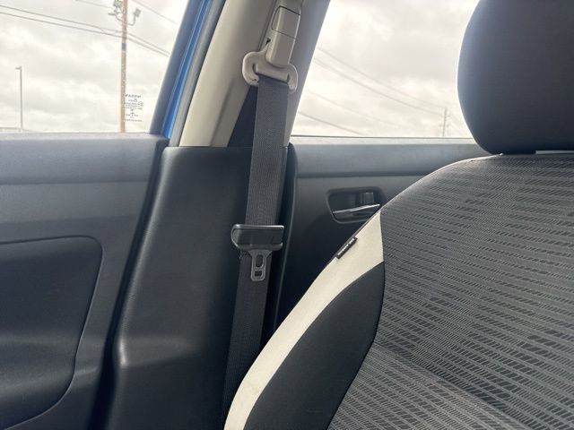 Used 2021 Nissan Versa SV FWD image 19