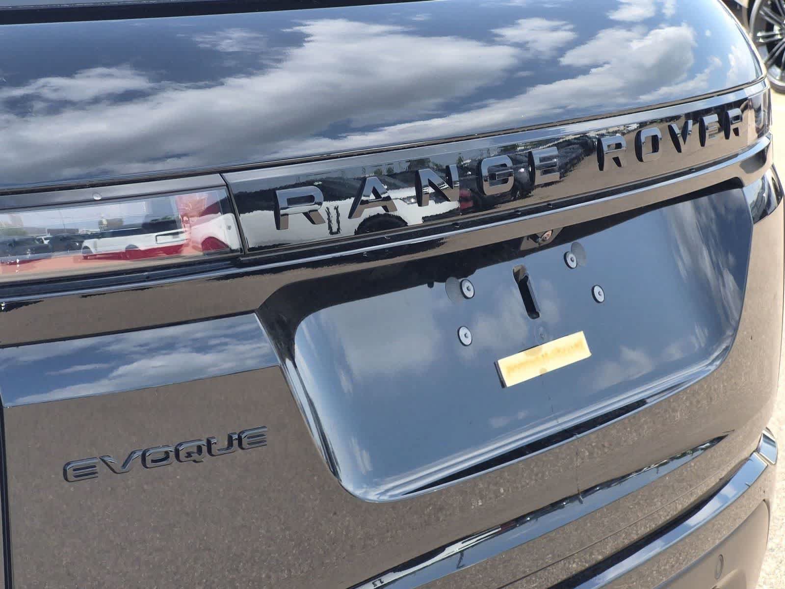 New 2026 Land Rover Range Rover Evoque S AWD/4WD image 12