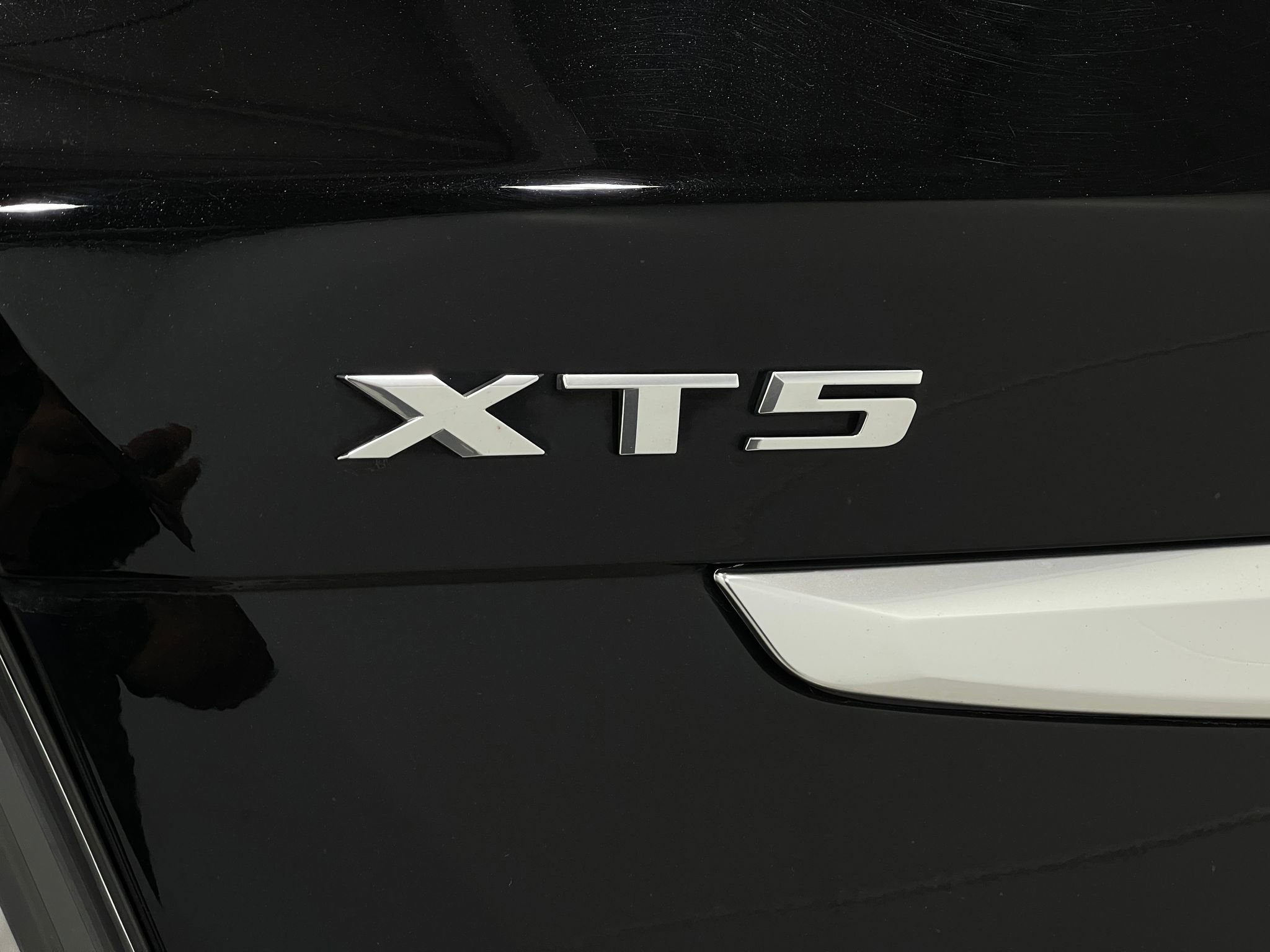 Used 2020 Cadillac XT5 Sportv w/ LPO, Floor Liner Package image 36