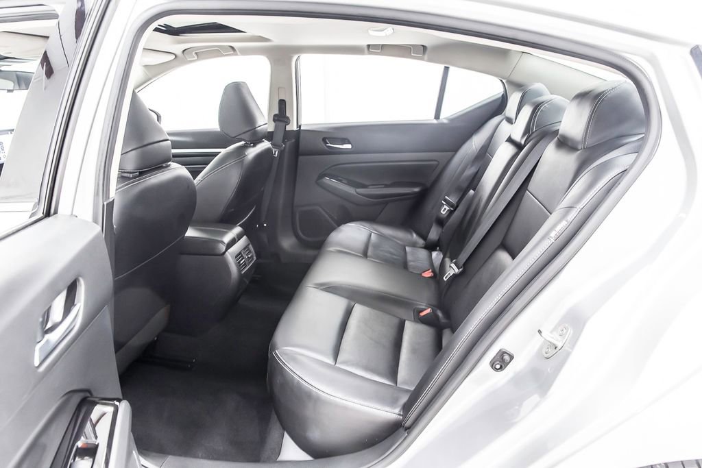 Used 2023 Nissan Altima 2.5 SL FWD image 29