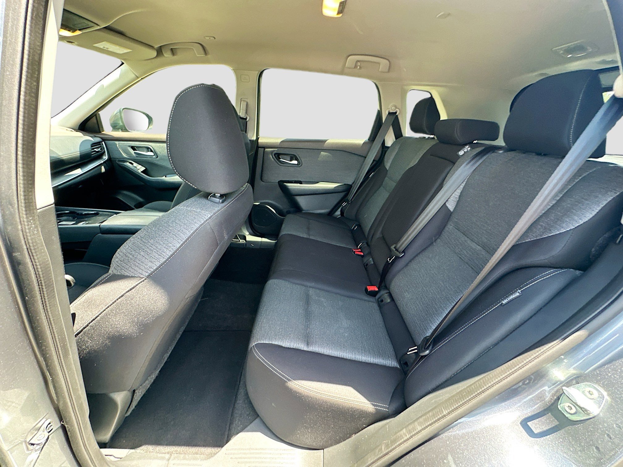 Certified 2023 Nissan Rogue SV image 22