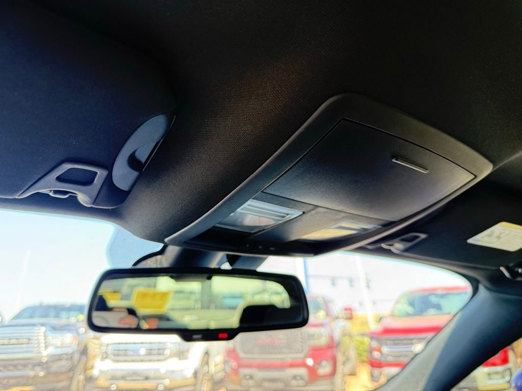 Used 2019 Dodge Challenger SRT Hellcat Redeye image 19