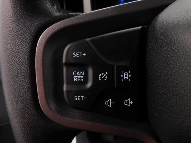 Used 2025 Ford Bronco Big Bend image 39