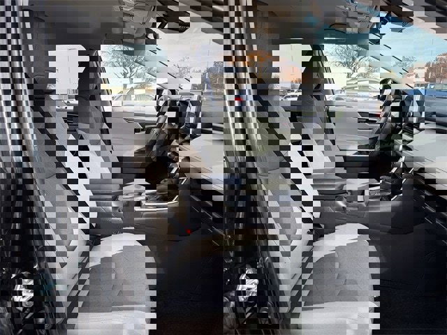 Used 2024 Toyota RAV4 XLE image 27