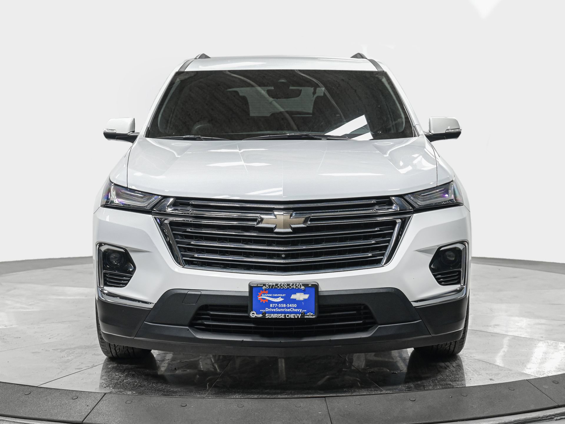 Used 2023 Chevrolet Traverse LT w/ LT Premium Package image 10