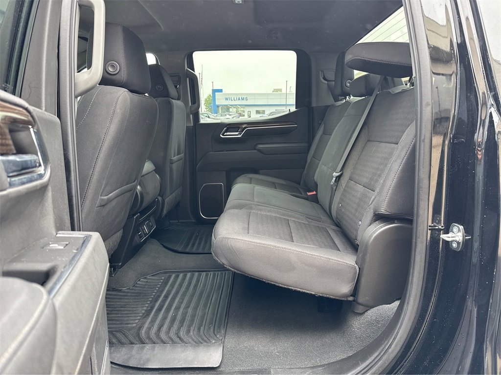 Used 2023 Chevrolet Silverado 1500 LT image 10