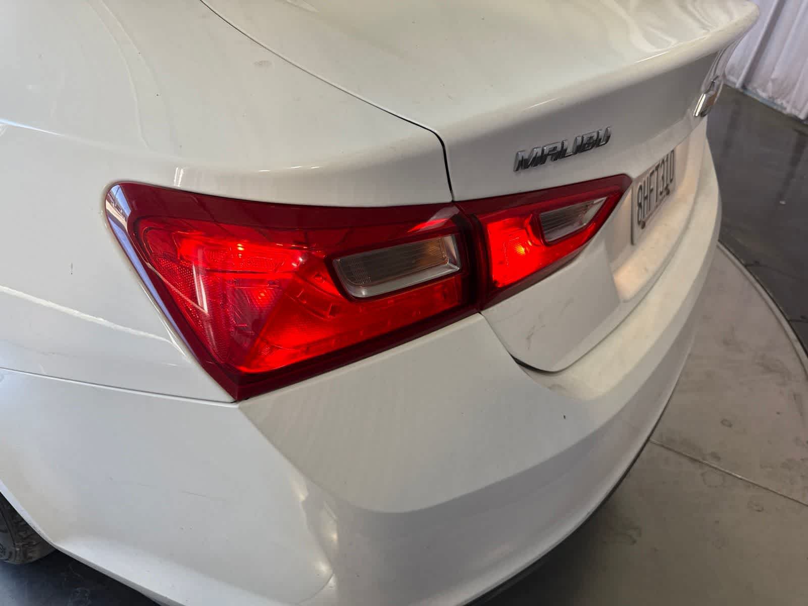 Used 2018 Chevrolet Malibu LS FWD image 11