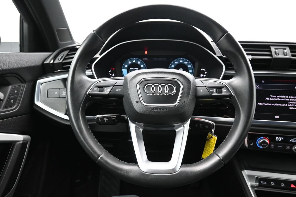 Used 2025 Audi Q3 2.0T Premium AWD/4WD image 4