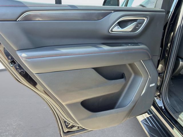 Used 2022 Chevrolet Tahoe RST w/ Luxury Package AWD/4WD image 14