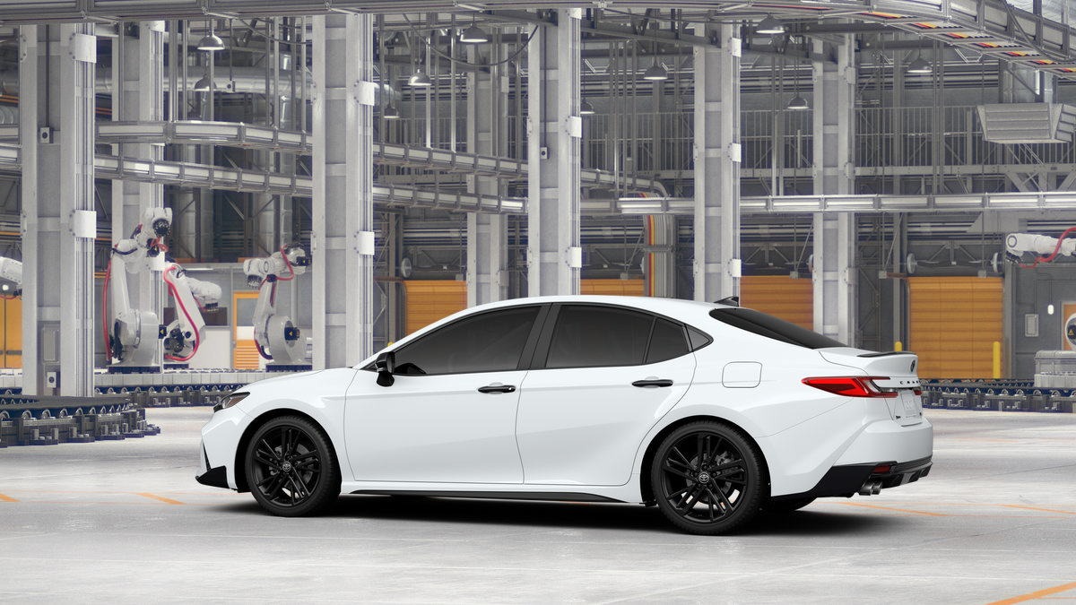 New 2026 Toyota Camry Hybrid w/ Multimedia Upgrade Package FWD image 5