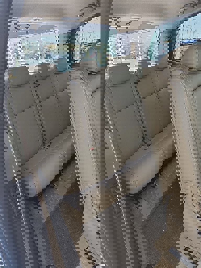 Used 2011 Toyota Sequoia Limited image 31