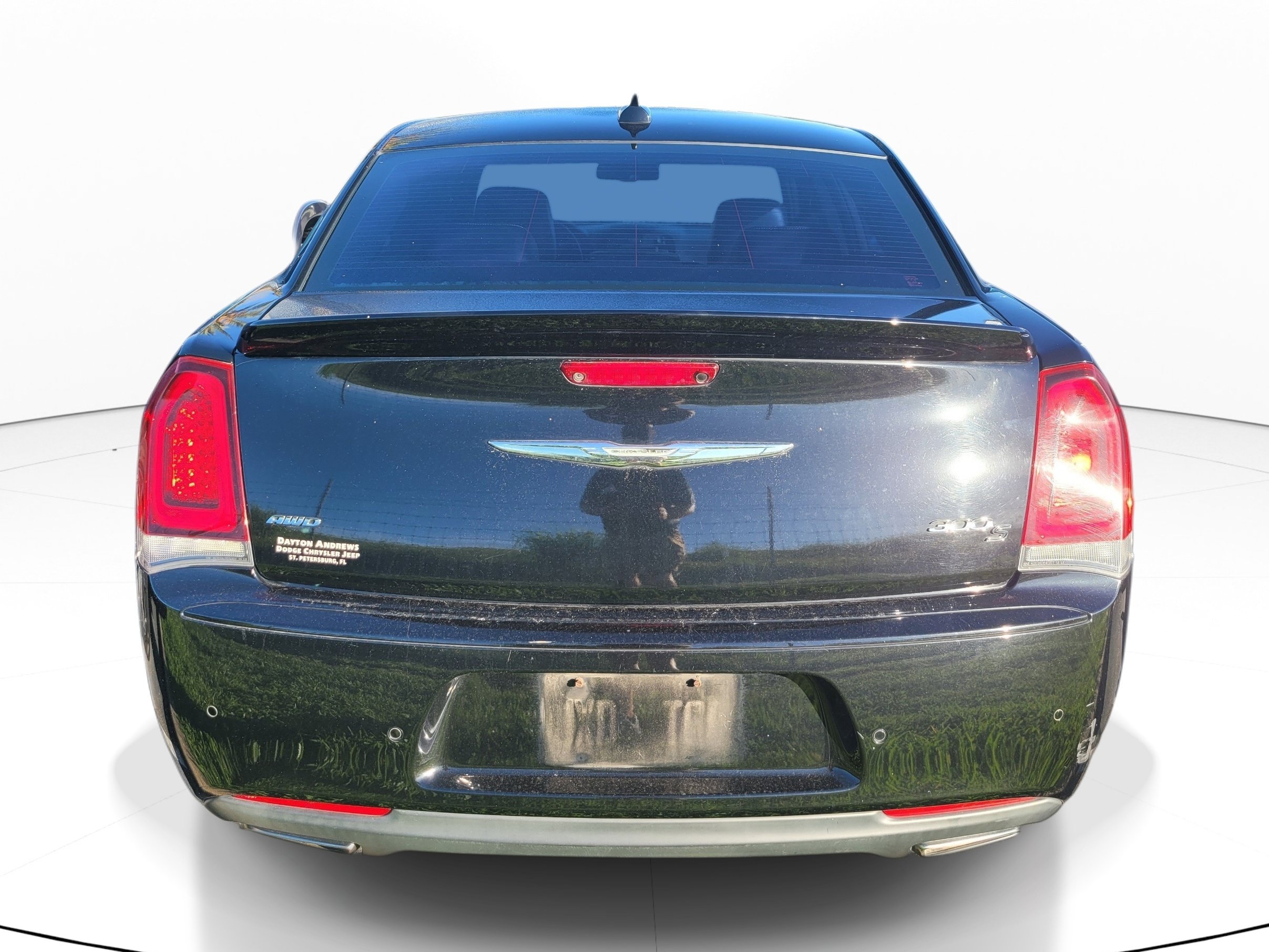 Used 2018 Chrysler 300 S w/ 300S Premium Group AWD/4WD image 5