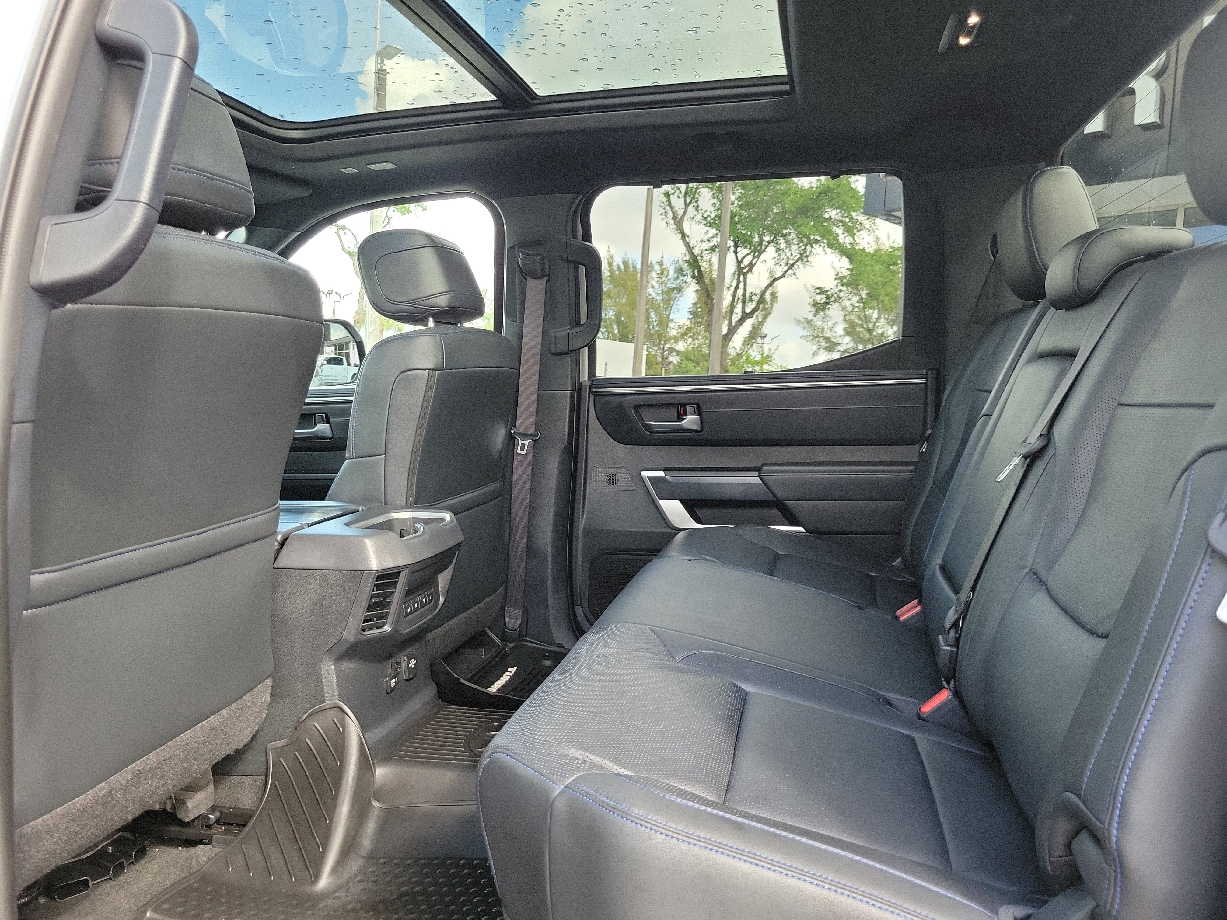 Used 2023 Toyota Tundra Platinum AWD/4WD image 15