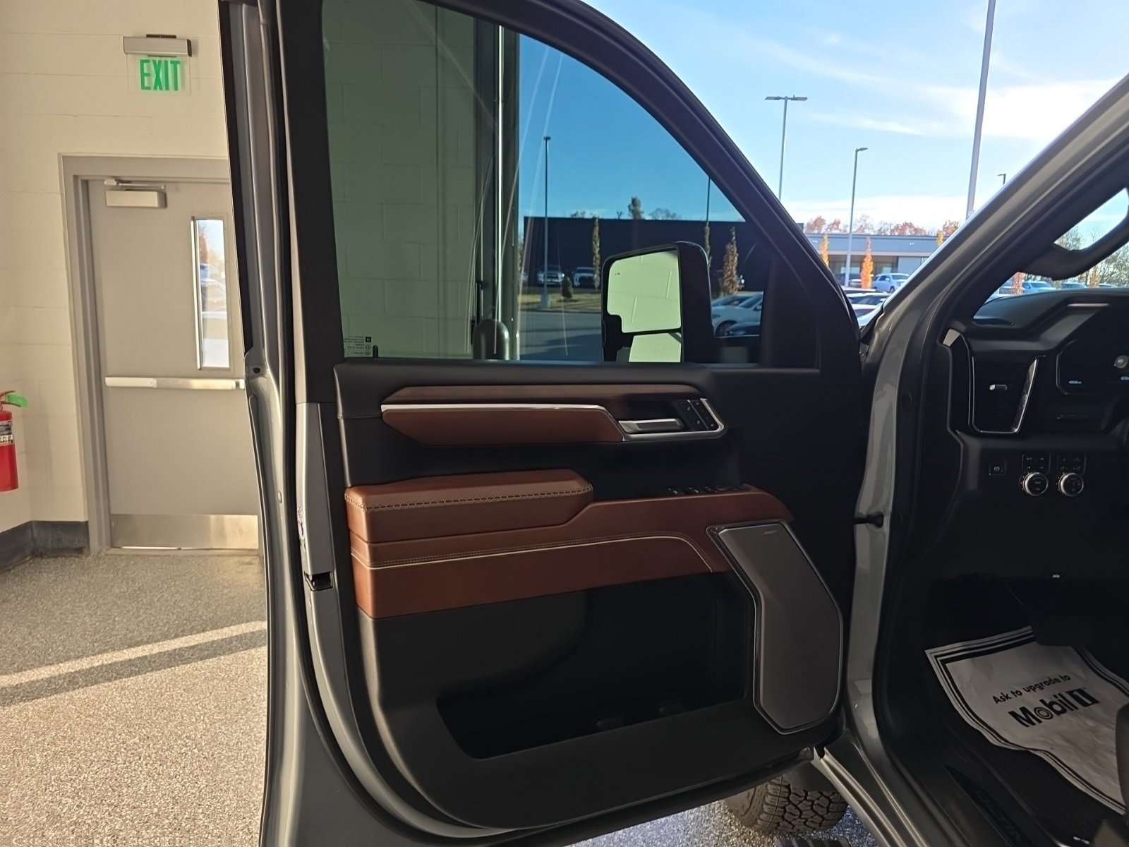 Used 2024 GMC Sierra 2500 Denali Ultimate w/ Max Trailering Package image 41