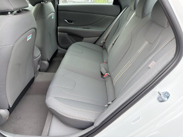 New 2026 Hyundai Elantra Sport FWD image 32
