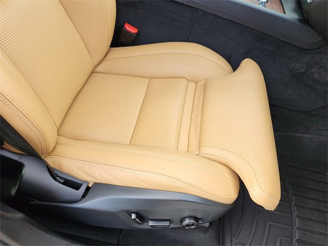 Used 2023 Volvo XC60 B5 Ultimate image 20