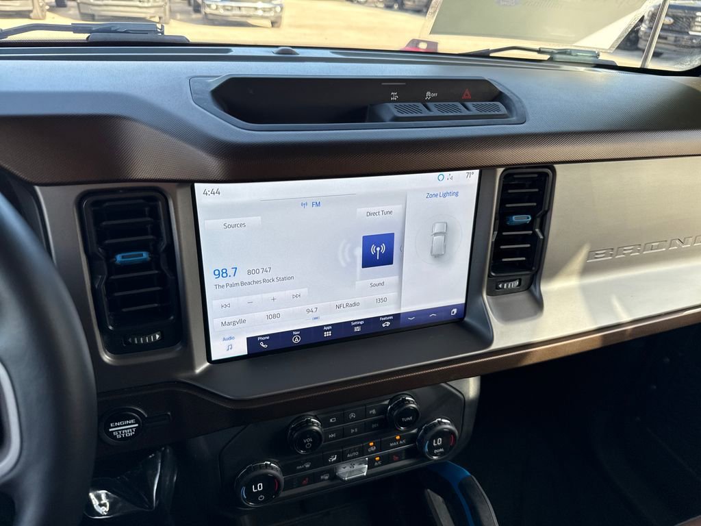 Used 2023 Ford Bronco Outer Banks image 18