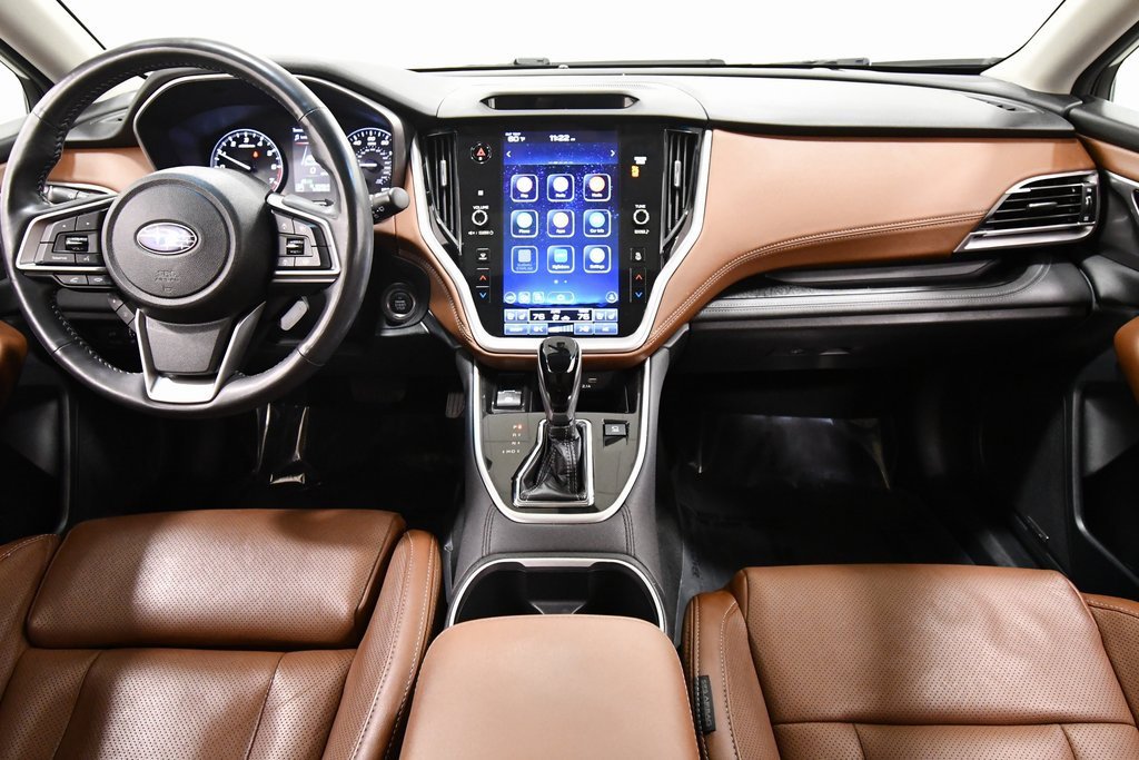 Used 2022 Subaru Outback Touring image 3