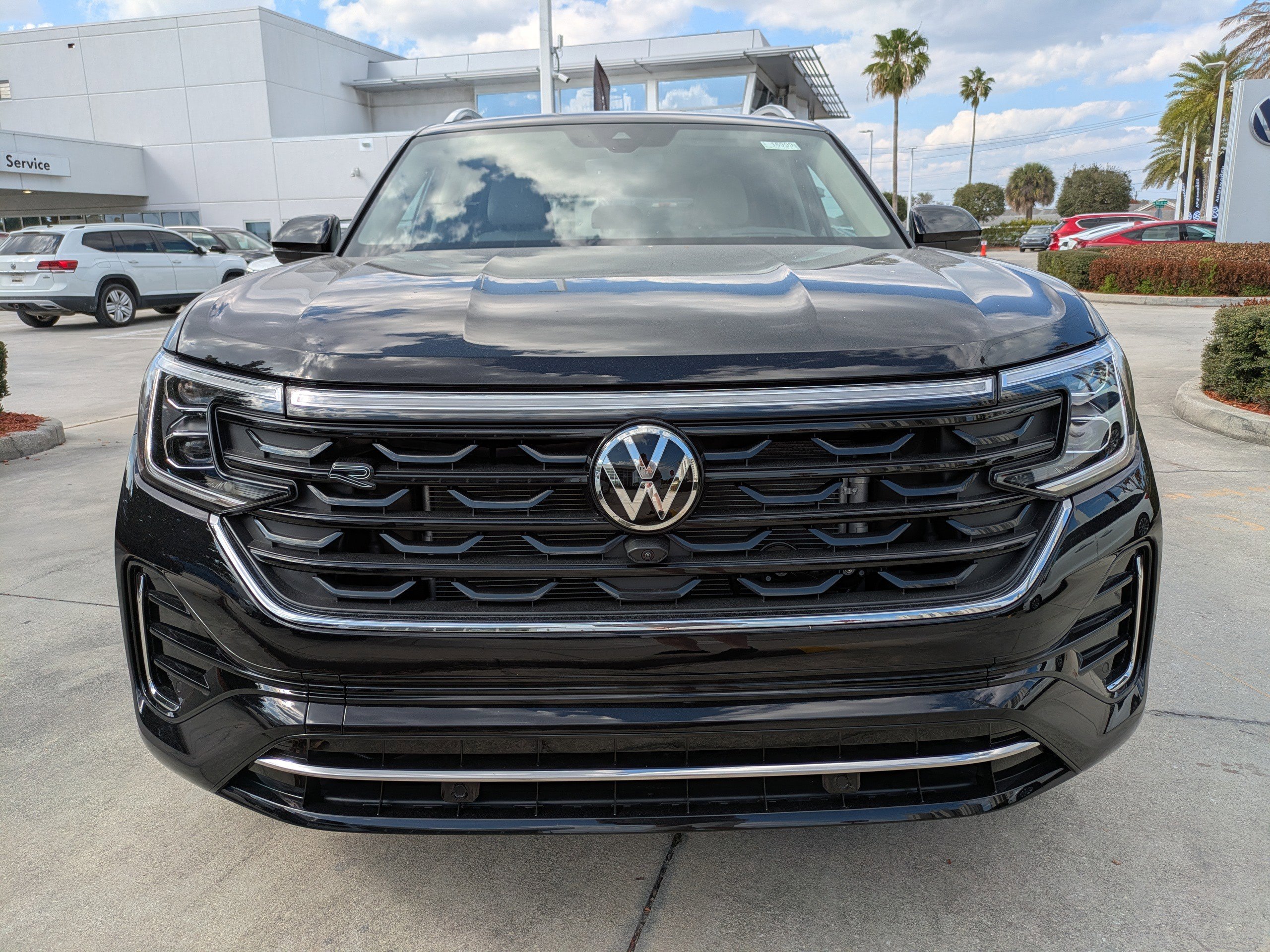New 2026 Volkswagen Atlas SEL Premium R-Line image 9
