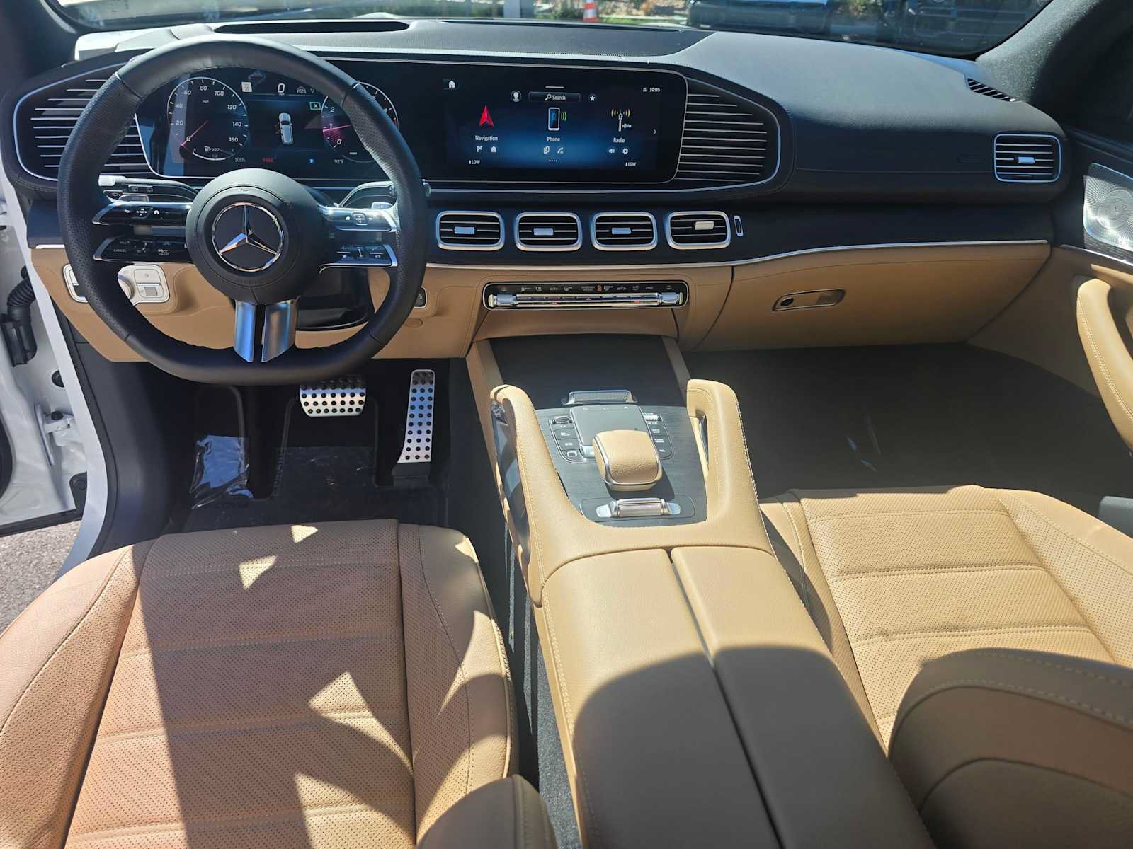 Used 2026 Mercedes-Benz GLS 580 4MATIC image 23