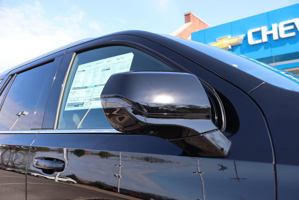 New 2026 Chevrolet Tahoe LT w/ Comfort Package image 2