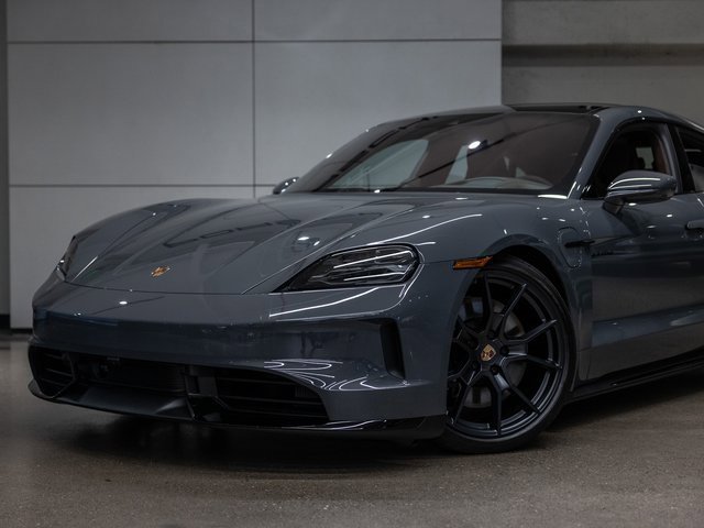New 2026 Porsche Taycan GTS image 16