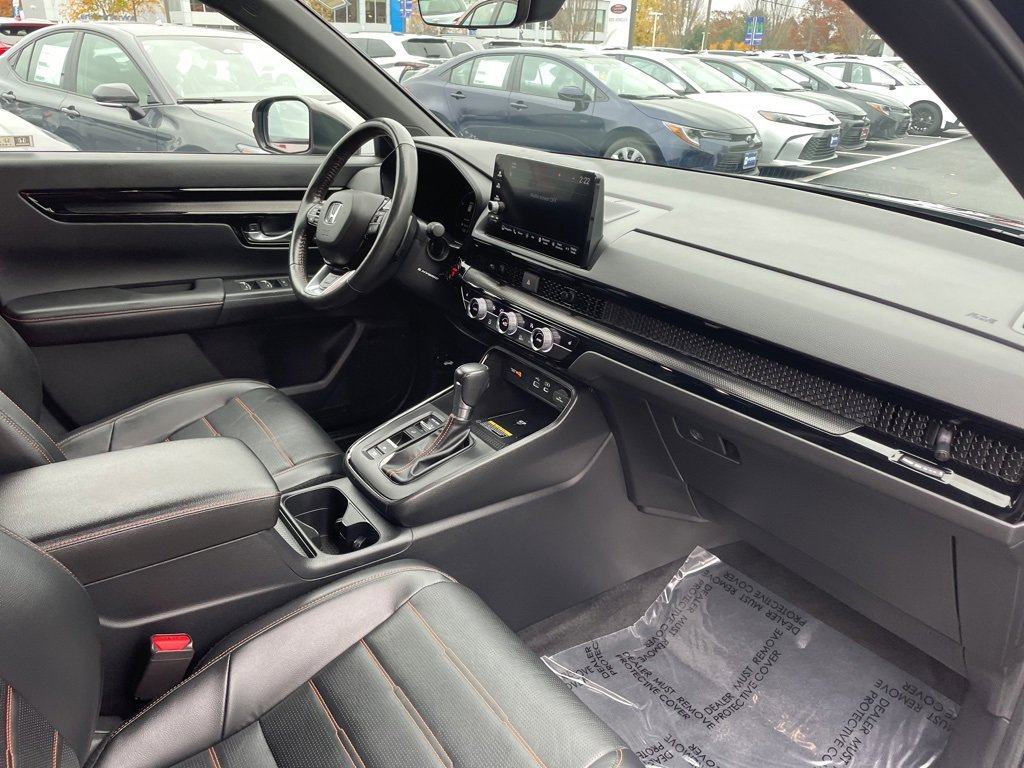 Used 2024 Honda CR-V Sport Touring image 11