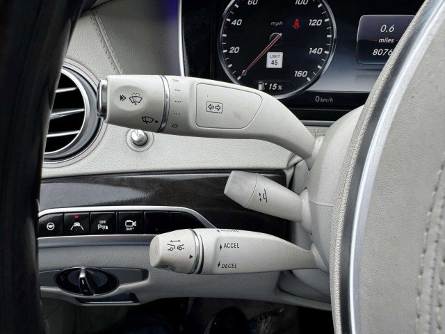 Used 2017 Mercedes-Benz S 550 Sedan image 21