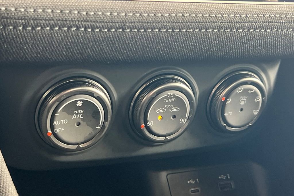 Used 2024 Nissan Z Sport w/ Floor Mat Package image 16