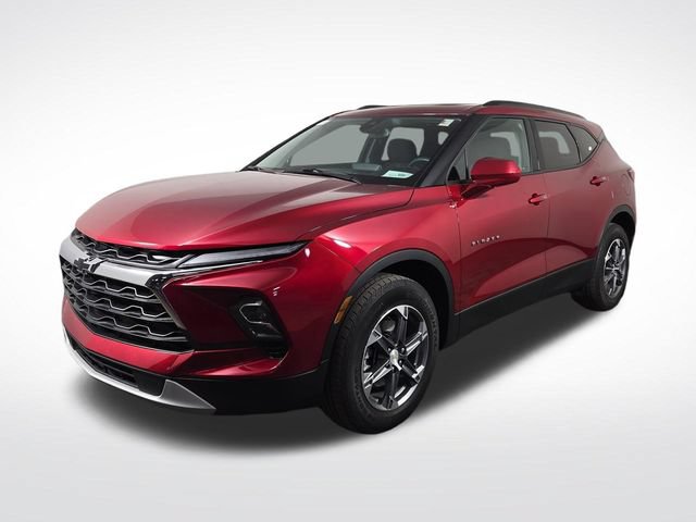 Used 2023 Chevrolet Blazer LT w/ Convenience Package FWD image 2