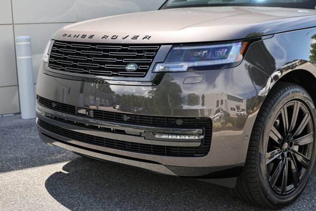 New 2026 Land Rover Range Rover SE AWD/4WD image 2