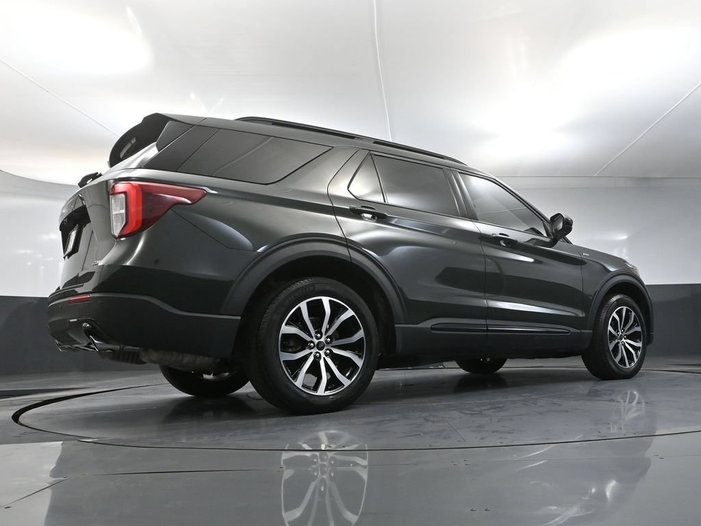 Used 2023 Ford Explorer ST-Line AWD/4WD image 59