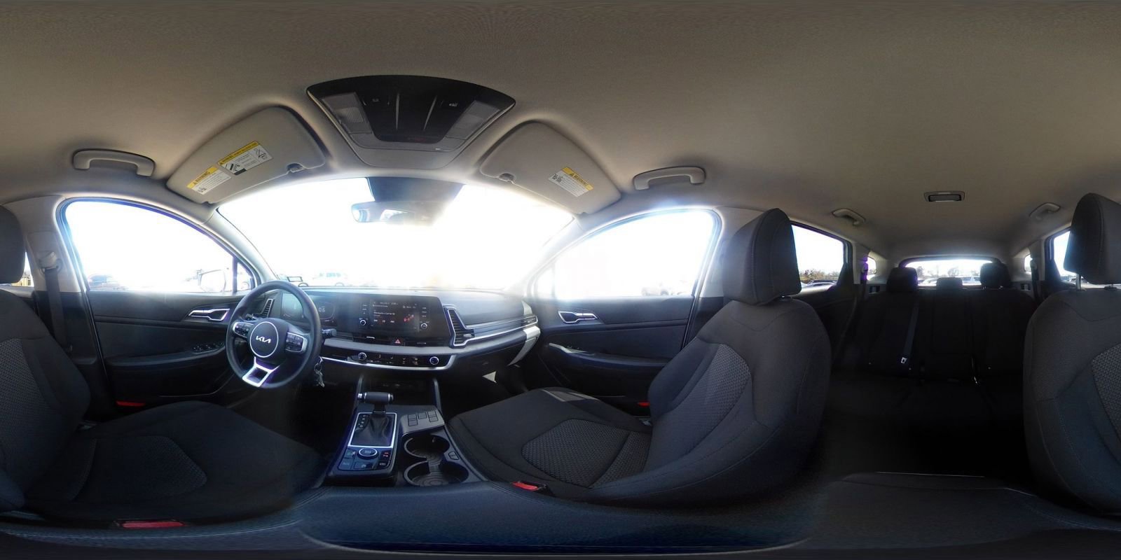 Used 2025 Kia Sportage LX image 40