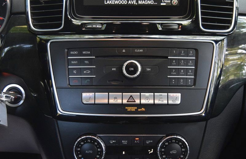 Used 2018 Mercedes-Benz GLE 43 AMG 4MATIC Coupe w/ Premium 3 Package image 33