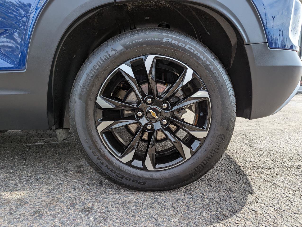 Used 2023 Chevrolet TrailBlazer LT FWD image 43