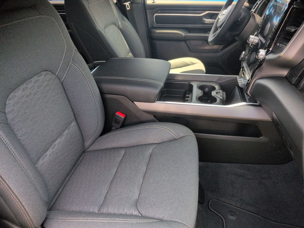 New 2026 RAM 1500 Big Horn AWD/4WD image 33