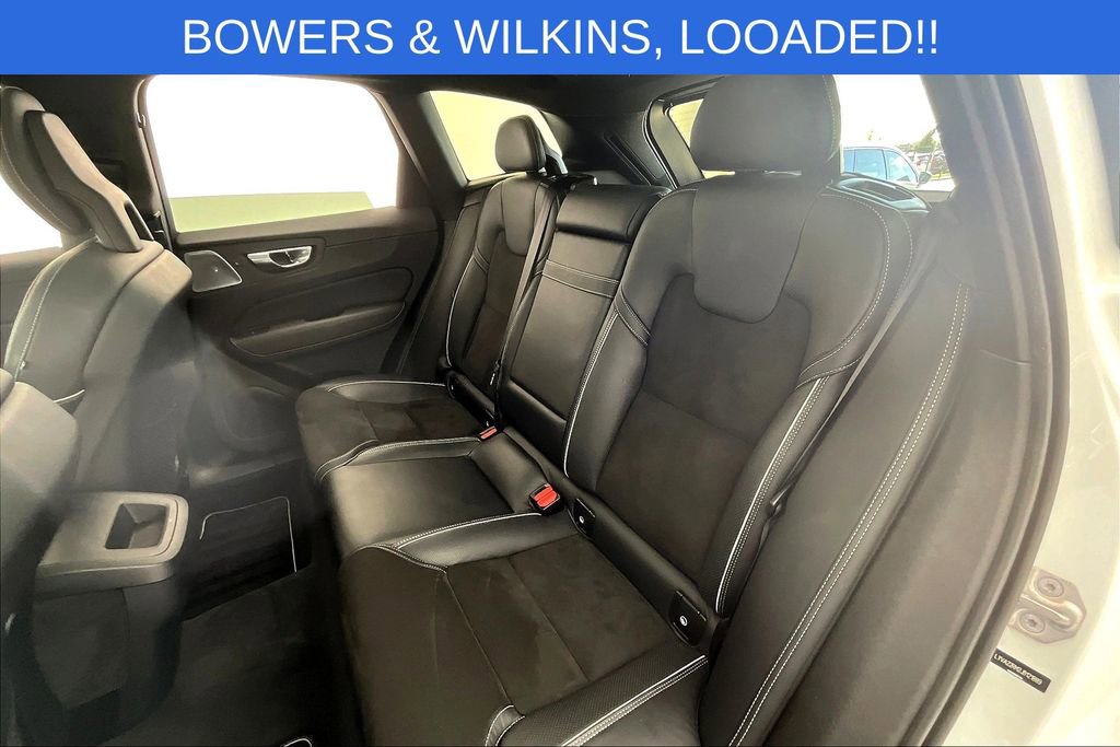 Used 2018 Volvo XC60 T6 R-Design w/ Convenience Package image 33