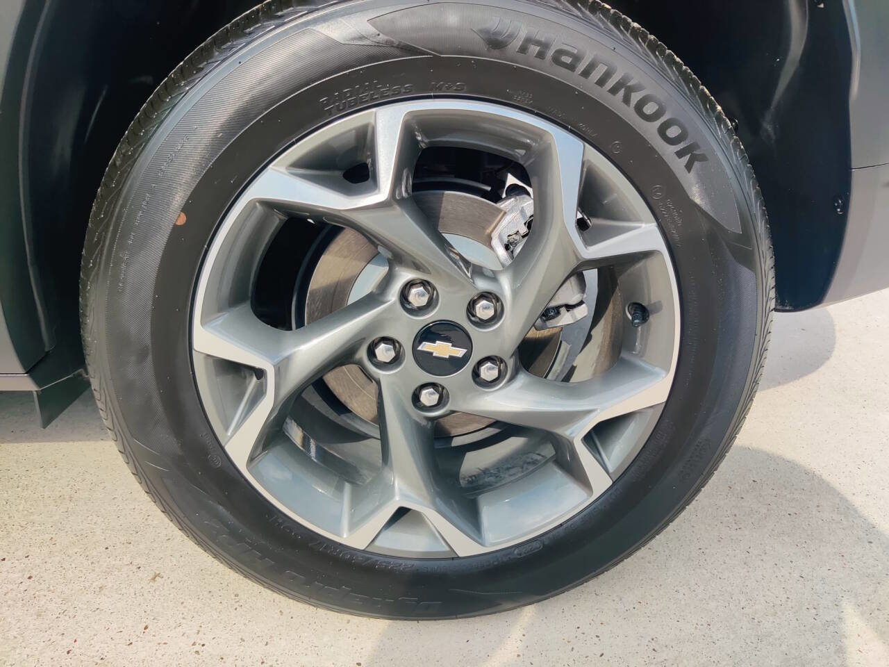 Used 2024 Chevrolet Trax LT w/ Driver Confidence Package image 16