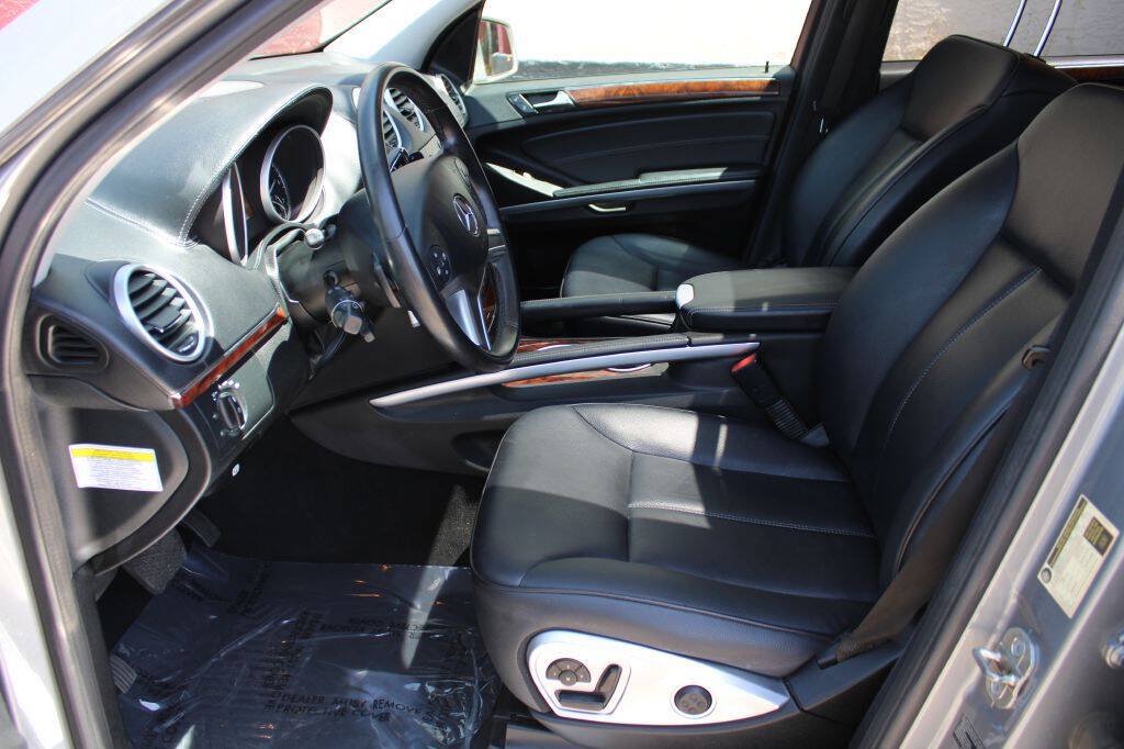 Used 2012 Mercedes-Benz GL 450 4MATIC image 11