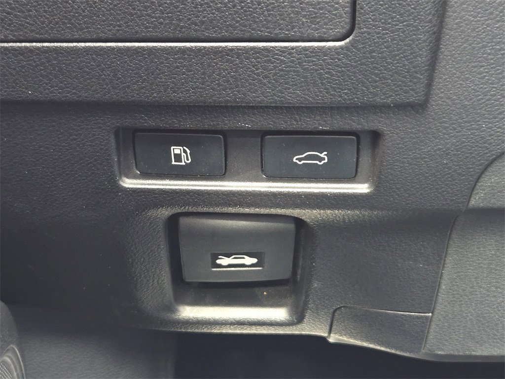 Used 2023 Lexus ES 300h F Sport image 23