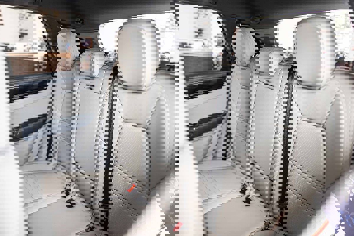 Used 2021 Porsche Cayenne E-Hybrid image 33