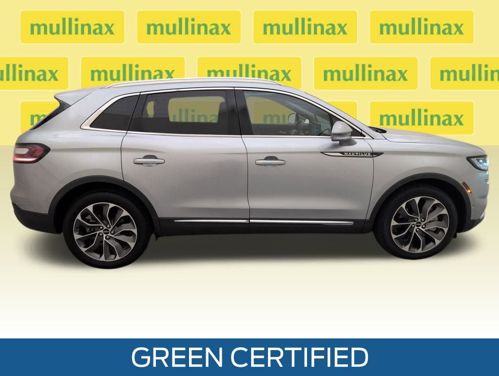 Used 2022 Lincoln Nautilus Reserve w/ Equipment Group 201A image 2